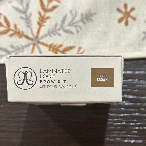 Anastasia Laminated Look Brow Kit - Picture 5 of 5